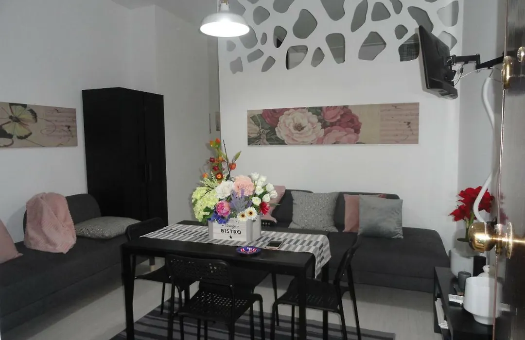 Tyche House Roma-1
